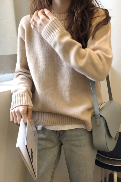 Moderan ženski džemper sa okruglim izrezom - tri boje