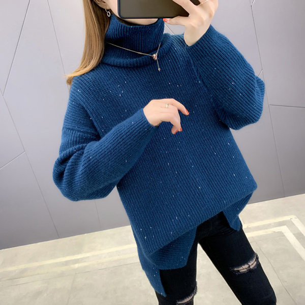 Széles női pulóver magas gallérral