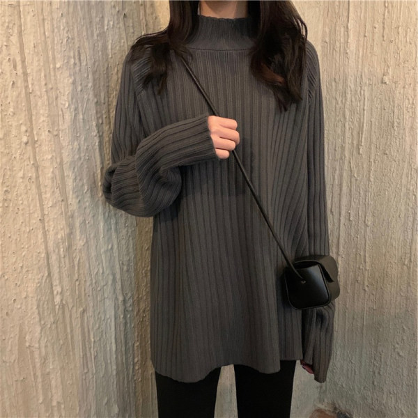 Alkalmi női széles pulóver magas gallérral