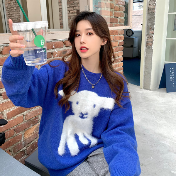 Naiste vabaaja kampsun ovaalse dekoltee ja trükiga