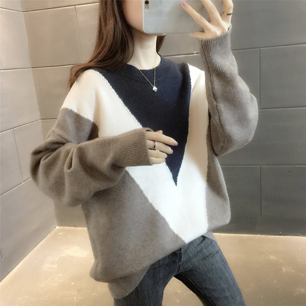 Kötött női pulóver ovális nyakkivágással