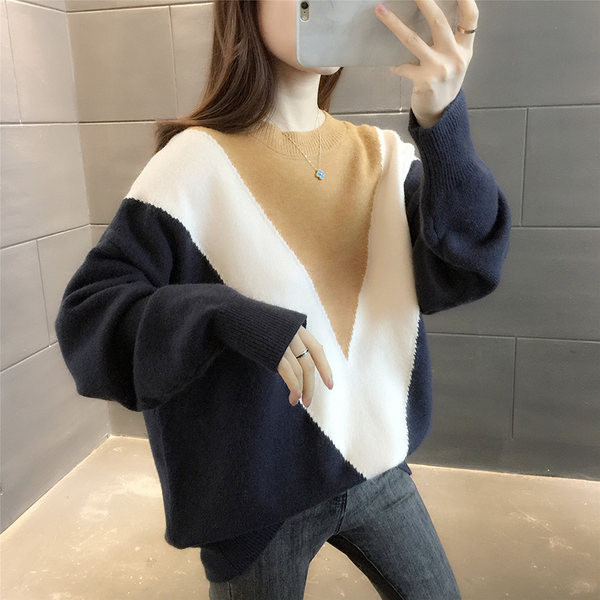 Kötött női pulóver ovális nyakkivágással