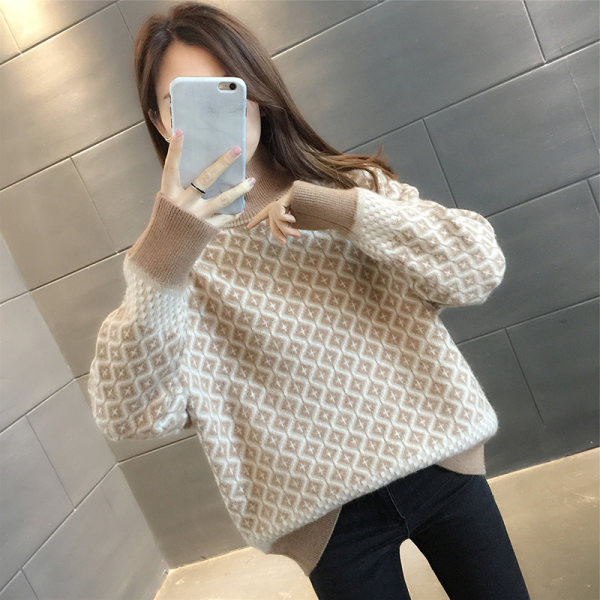 Naiste avar kõrge kraega kampsun