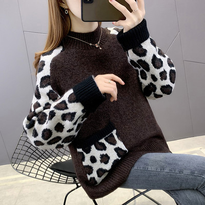 Γυναικείο πουλόβερ με λεοπάρ στάμπα και τσέπη