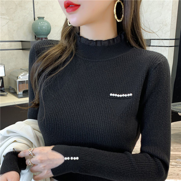 Vékony női pulóver őszre és télre polo gallérral