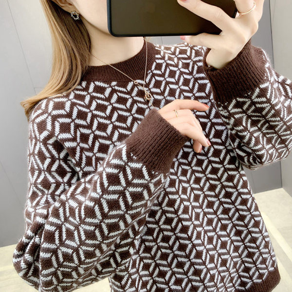 Őszi-téli női pulóver ovális nyakkivágással