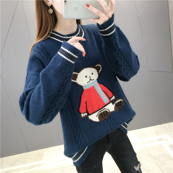 Alkalmi női pulóver ovális nyakkivágással és mintával