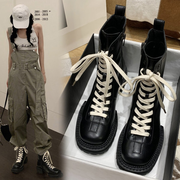 Fekete fűzős női téli csizma új modellje