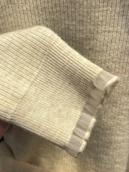 Női meleg pulóver magas gallérral, két színben