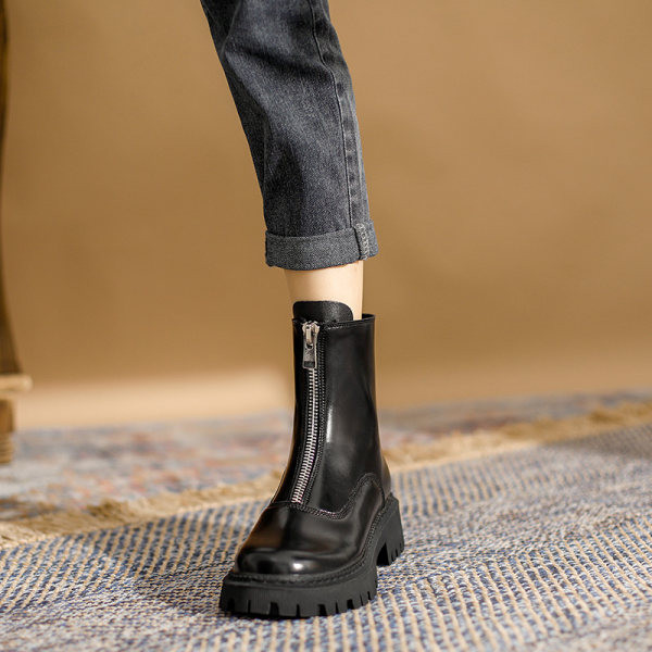 Alkalmi női csizma őszre-télre, cipzárral