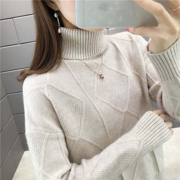 Új modell pulóver pólógallérral