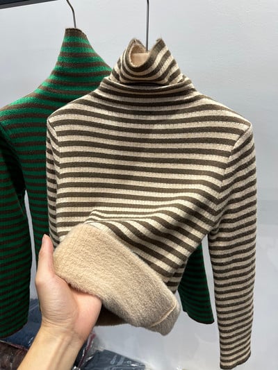 Γυναικείο ριγέ πουλόβερ με γιακά πόλο