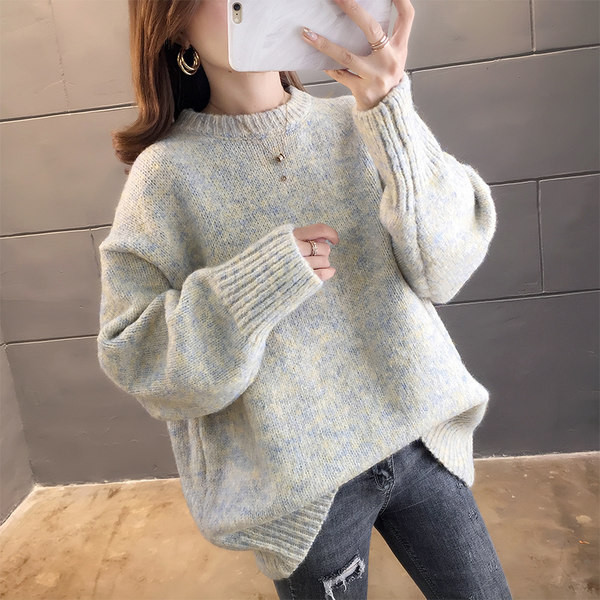 Ingyenes modell női téli pulóver O-nyakkal