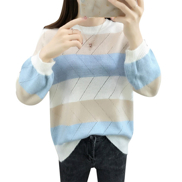 Széles modell női pulóver ovális nyakkivágással