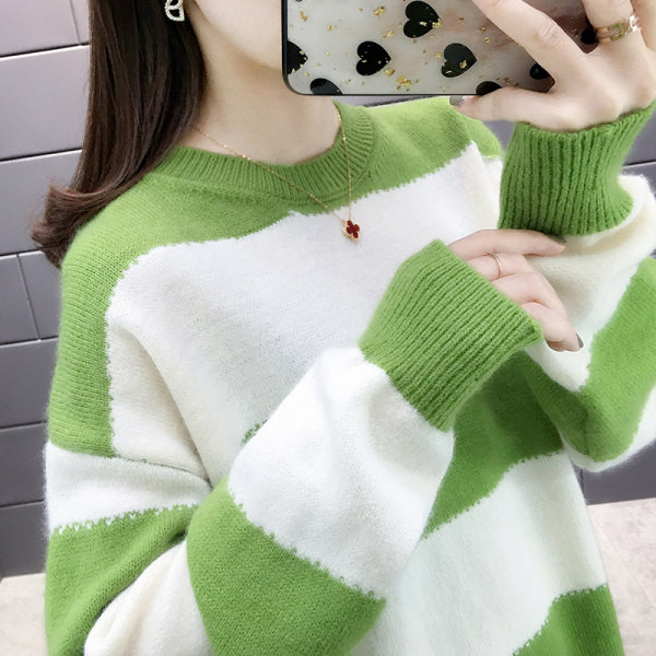 Női csíkos pulóver ovális nyakkivágással - többféle színben