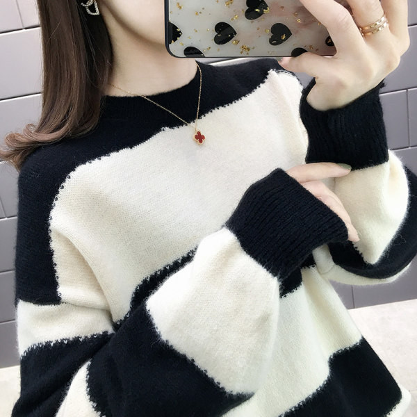 Női csíkos pulóver ovális nyakkivágással - többféle színben