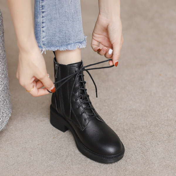 Női csizma sima modell - meleg béléssel vagy anélkül