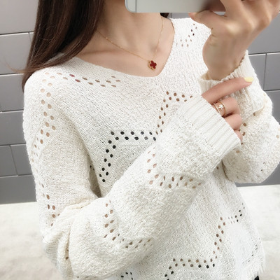 Alkalmi női pulóver spitz nyakkivágással