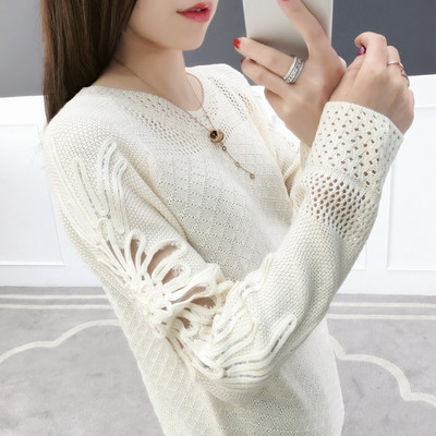 Női pulóver ovális nyakkivágással - különböző színekben