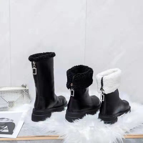 Női alkalmi csizma meleg béléssel és cipzárral