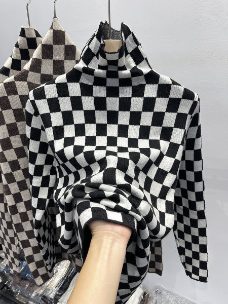 Női póló hosszú ujjal - három színben