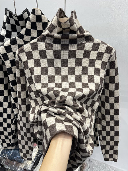 Női póló hosszú ujjal - három színben