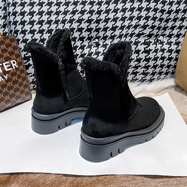 Öko velúrból készült modern csizma cipzárral, két színben