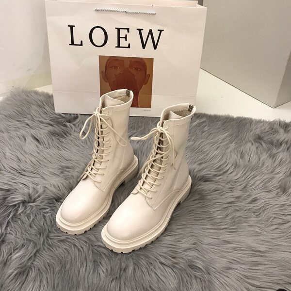 Öko bőrből készült női csizma fűzővel - két modell