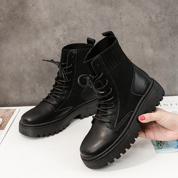 Új fűzős női csizma modell - eco bőr