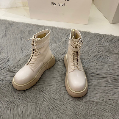 Modern női csizma - két modell