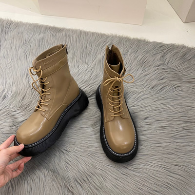 Modern női csizma - két modell