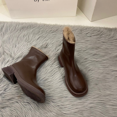 Νέο μοντέλο γυναικείες δερμάτινες μπότες με ζεστή φόδρα