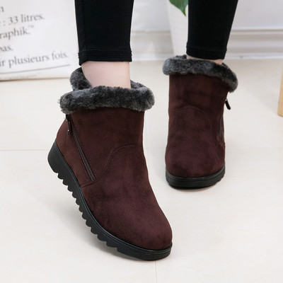 Γυναικείες μπότες από eco suede με φόδρα και φερμουάρ