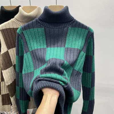 Μοντέρνο γυναικείο καρό πουλόβερ με πόλο τζάκετ