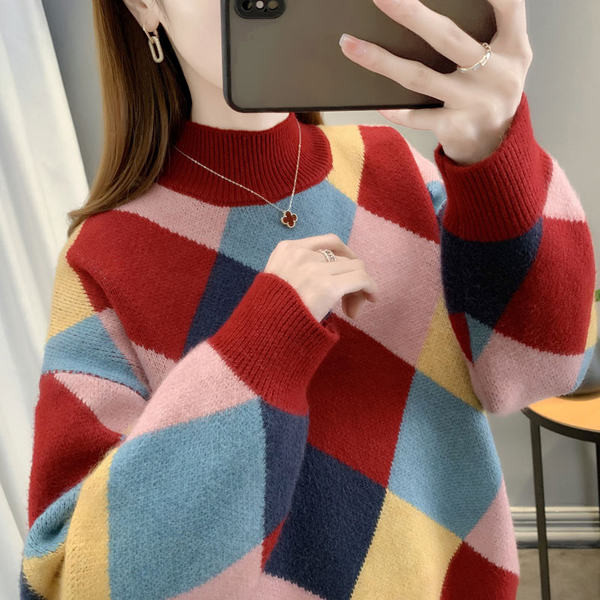 Πολύχρωμο γυναικείο πουλόβερ με χαμηλό γιακά