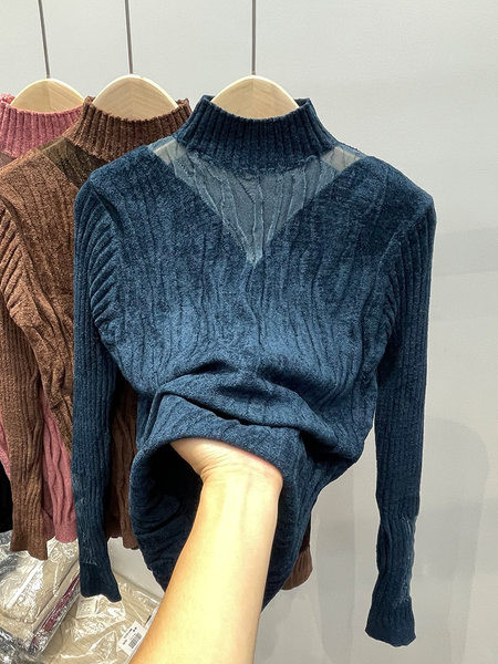 Γυναικείο πουλόβερ με λαμπερό αποτέλεσμα