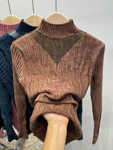 Γυναικείο πουλόβερ με λαμπερό αποτέλεσμα