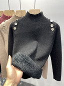 Ζεστό χειμωνιάτικο πουλόβερ με κουμπιά και φόδρα