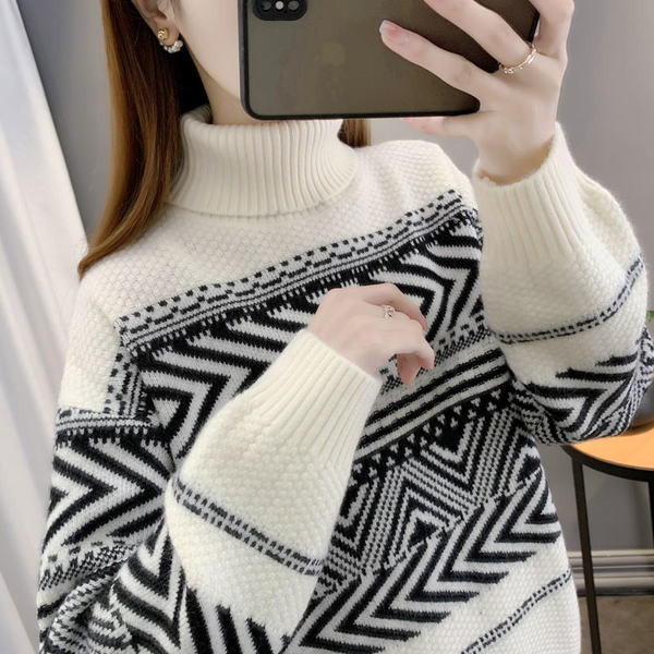 Γυναικείο χειμωνιάτικο πουλόβερ με ψηλό γιακά και κέντημα