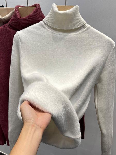 Τρέχον γυναικείο πουλόβερ με γιακά πόλο