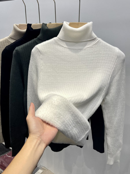 Γυναικείο χειμερινό πόλο με ζεστή φόδρα