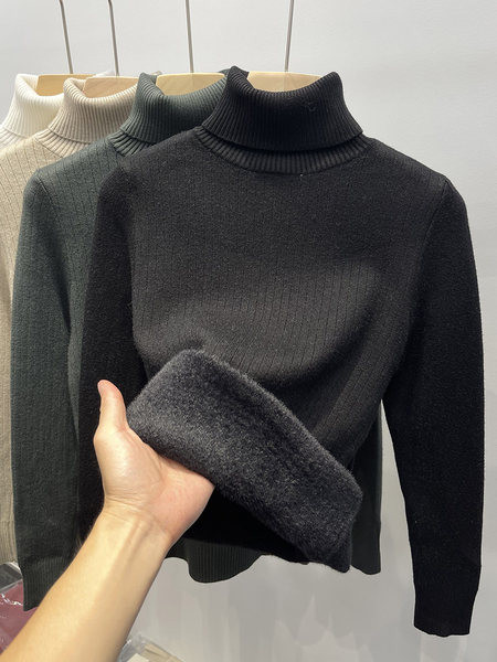 Γυναικείο χειμερινό πόλο με ζεστή φόδρα