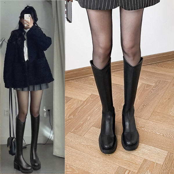 Retro stílusú, vastag sarkú női magas csizma