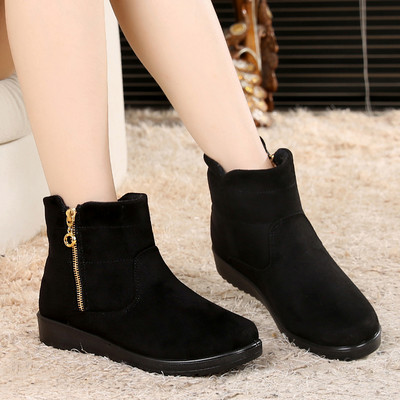 Naiste musta ja pruuni värvi lukuga talvesaapad