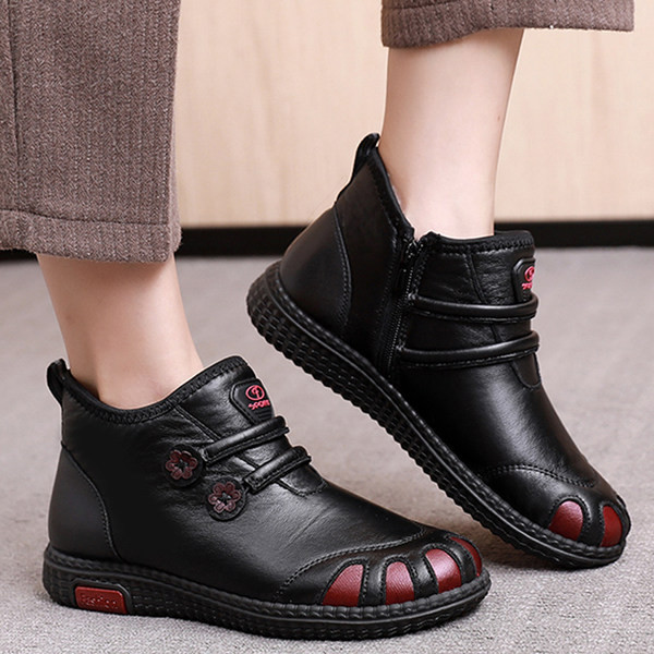 Naiste nahast saapad kirja ja lameda tallaga – paksu voodriga