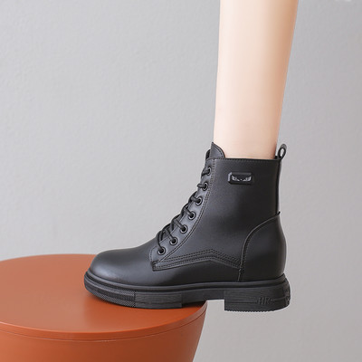 Naiste paeltega nahast saapad neljas mudelis