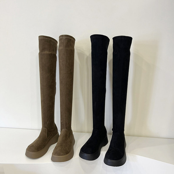 Naiste talvesaapad kahes värvitoonis