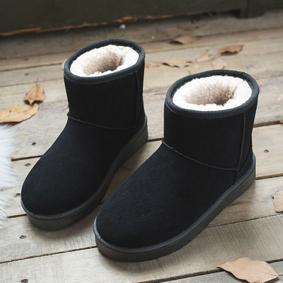 Casual γυναικείες μπότες - με απαλή φόδρα και επίπεδη σόλα