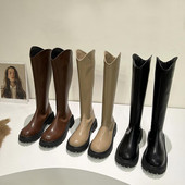 Naiste moodsad tõmblukuga ümarad nahksaapad