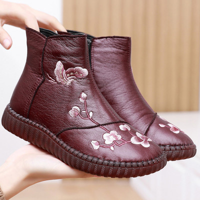 Naiste vabaajasaapad tikandiga